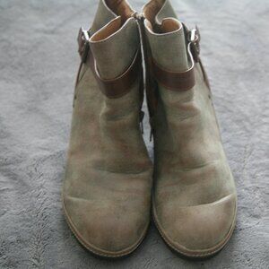Euro Soft by Sofft Abbey Wedge Bootie, Size 8, Taupe